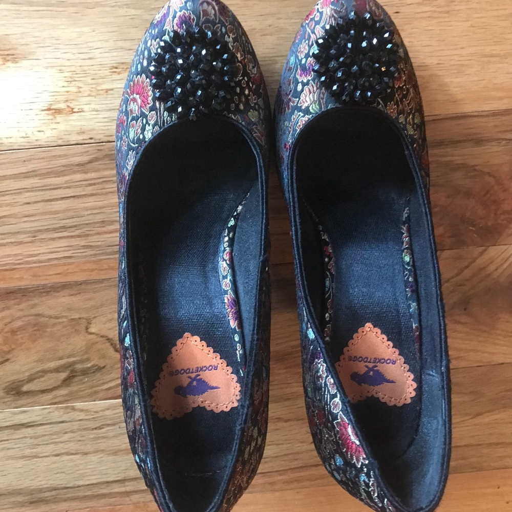 Very Nice Floral Heels